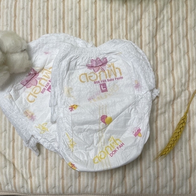 Pelatihan Kain Bayi Celana Lembut Bernapas Permukaan kering