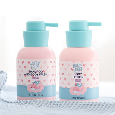Set Kado Mandi Bayi Lembut Dan Bergizi Pelembab Strawberry